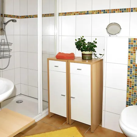 Stilvolle Ferienwohnung Mit Garten In Bad Pyrmont アパート *